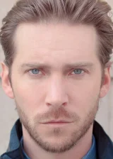 Трой Бэйкер