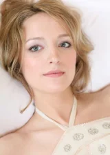 Стефани де Крэенкур