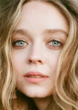 Мадлен Артур