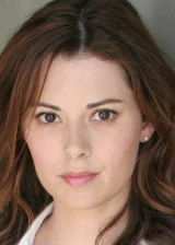 Меган Перри