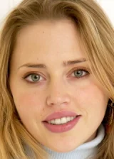 Эстелла Уоррен