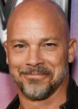 Берто Колон