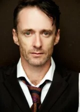 Доминик Стоун