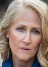 Марджори Е. Гланц