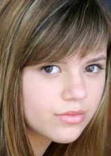 Ariya Uolles