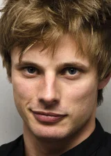 Брэдли Джеймс