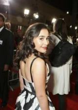 Атосса Леони