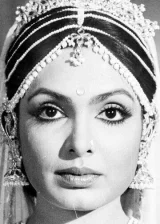 Парвин Баби