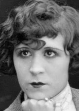 Вирджиния Фокс