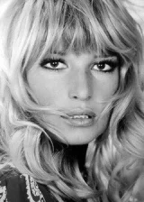 Моника Витти