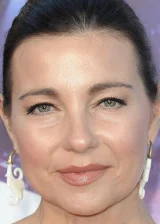 Шари Вьедманн