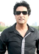 Шиамак Давар