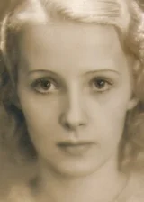 Madlen Ozere