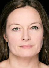 Катрин МакКормак