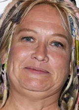 Дженнифер Линч