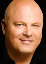 Майкл Чиклис