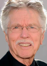 Том Скеррит