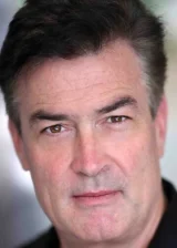 Дэниэл МакВикар