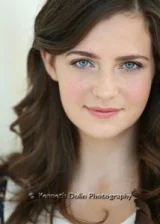 Холли Чарлтон