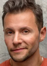 Вячеслав Манучаров