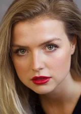 Анна Грейс Барлоу