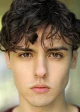 Финлэй МакМиллан