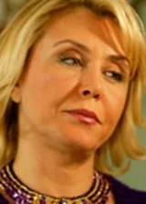 Нергис Кумбасар