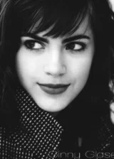 Джинни Глейсер