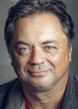 Андрей Леонов