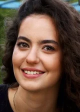 Эзги Шенлер