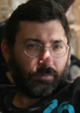 Керем Дерен