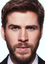 Лиам Хемсворт