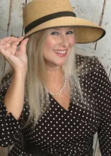 Лиа Хаттон Бисмор