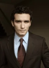 Ксандер Бэйли