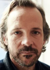 Питер Сарсгаард