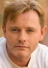 Стефан Эллиотт