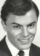 Джон Сэксон