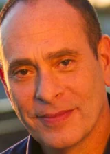 Нестор Серрано