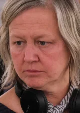 Кэрол Бенкер