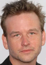 Даллас Робертс