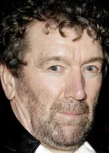 Клайв Расселл