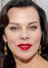 Деби Мейзар