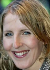 Фенелла Вулгар