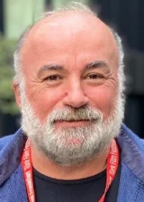 Сердар Акар