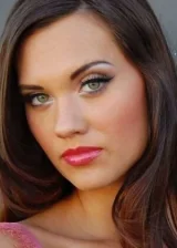 Лора Джеймс