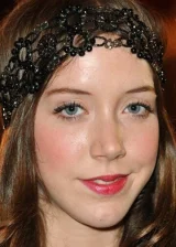 Сара Жиродо